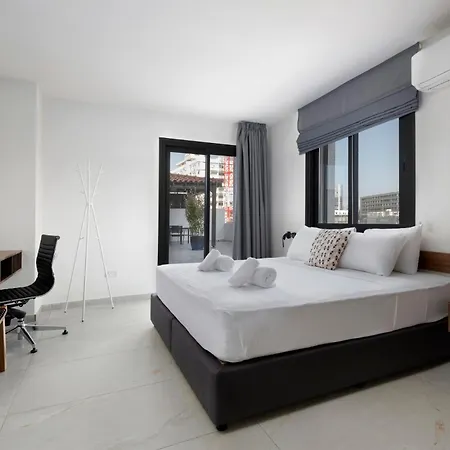 Urban Condo 33 With Veranda - 2 Bdr Nicosia Exterior photo