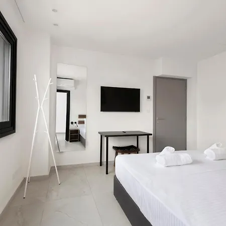 Urban Condo 33 With Veranda - 2 Bdr Nicosia Exterior photo