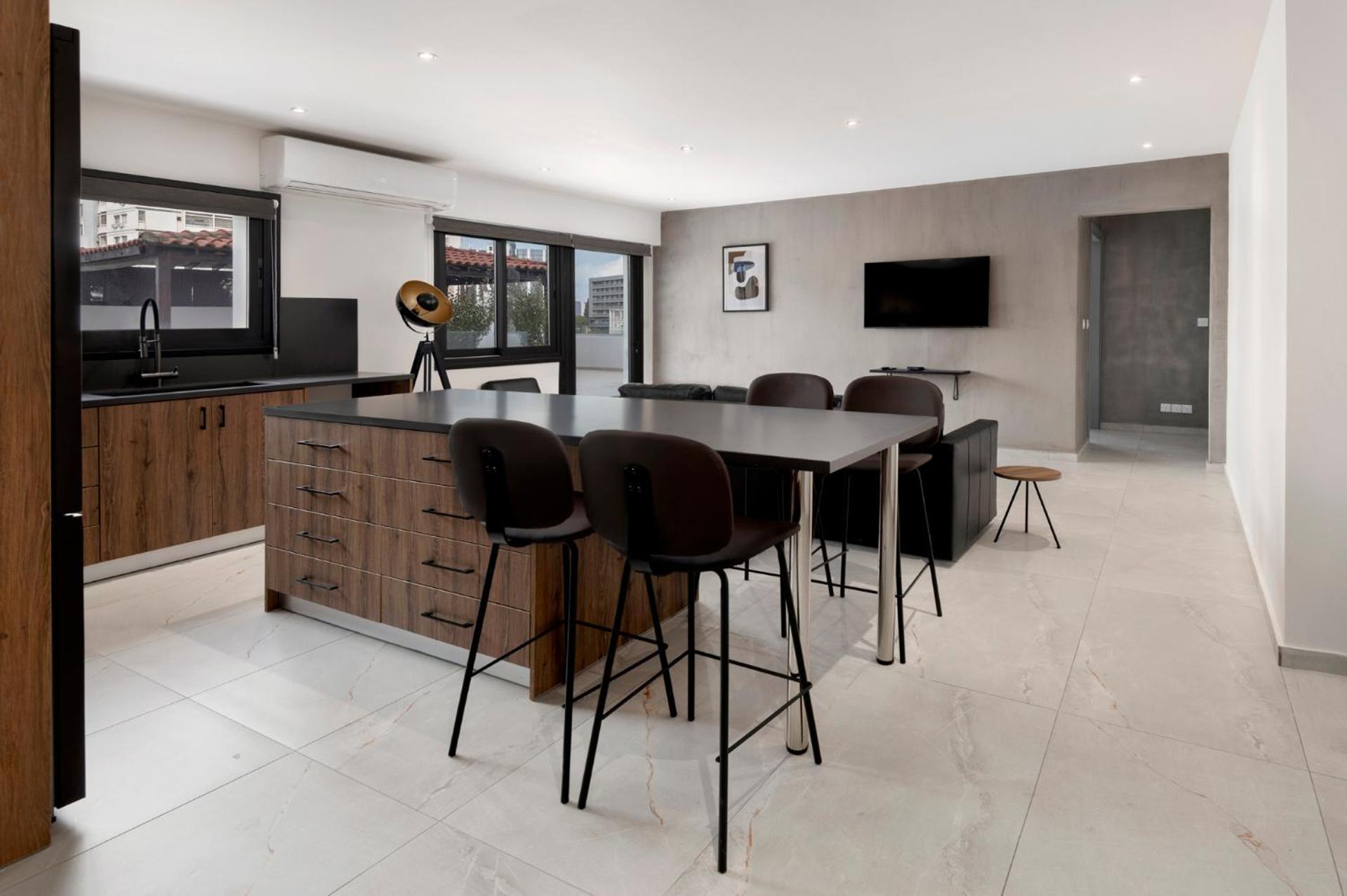 Urban 33 With Veranda - 2 Bdr Nikosia