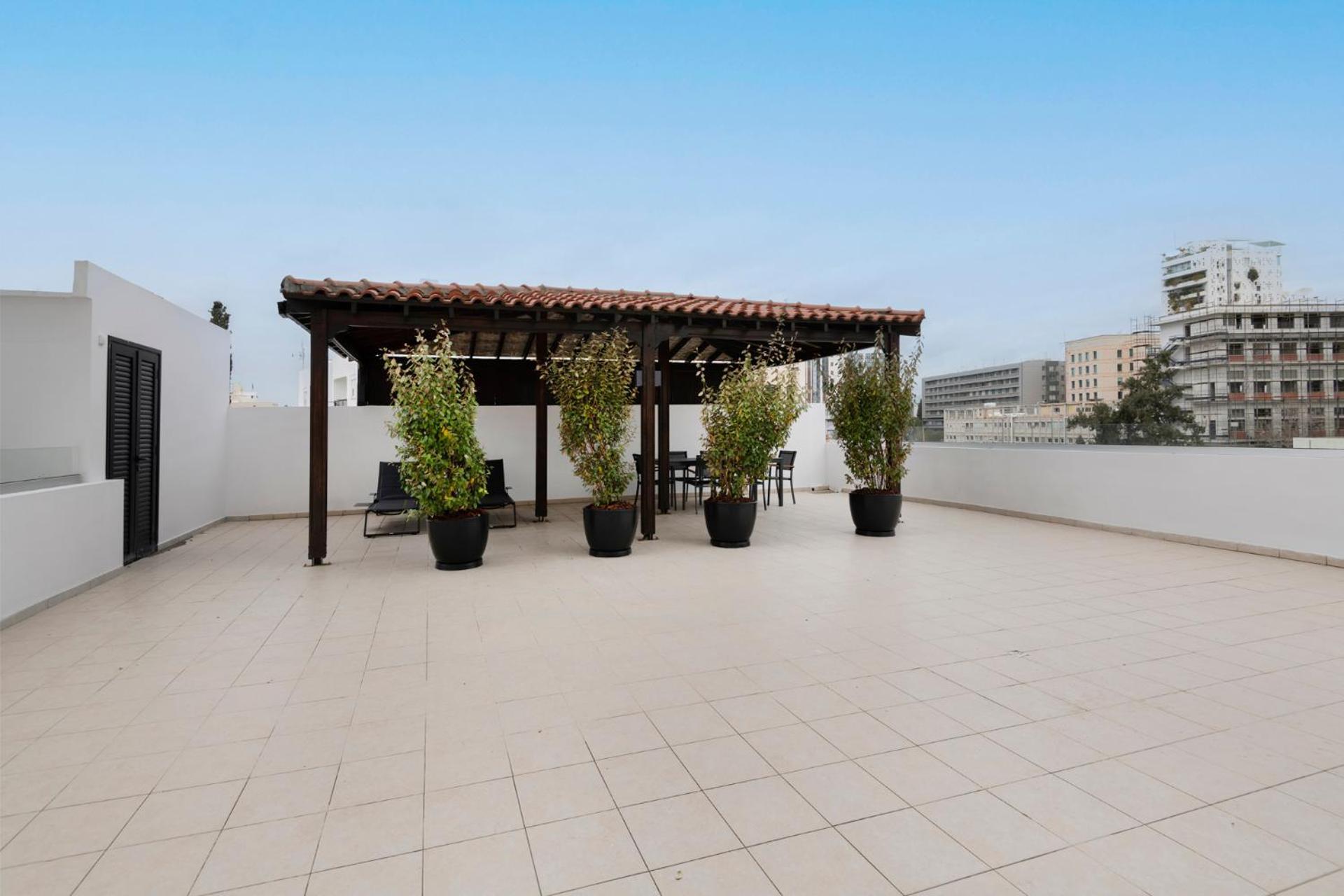 Urban 33 With Veranda - 2 Bdr Apartment Nikosia