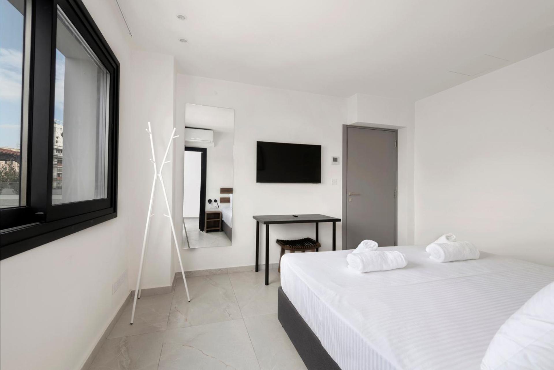 Urban 33 With Veranda - 2 Bdr Apartment